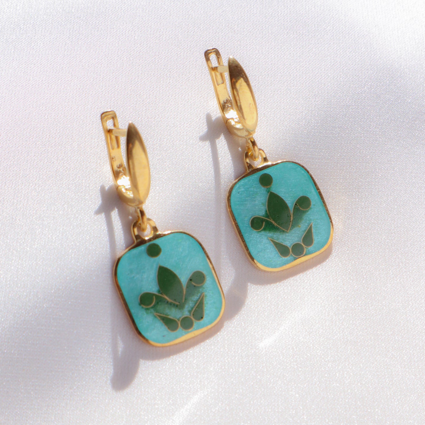 minankari, cloisonne earrings