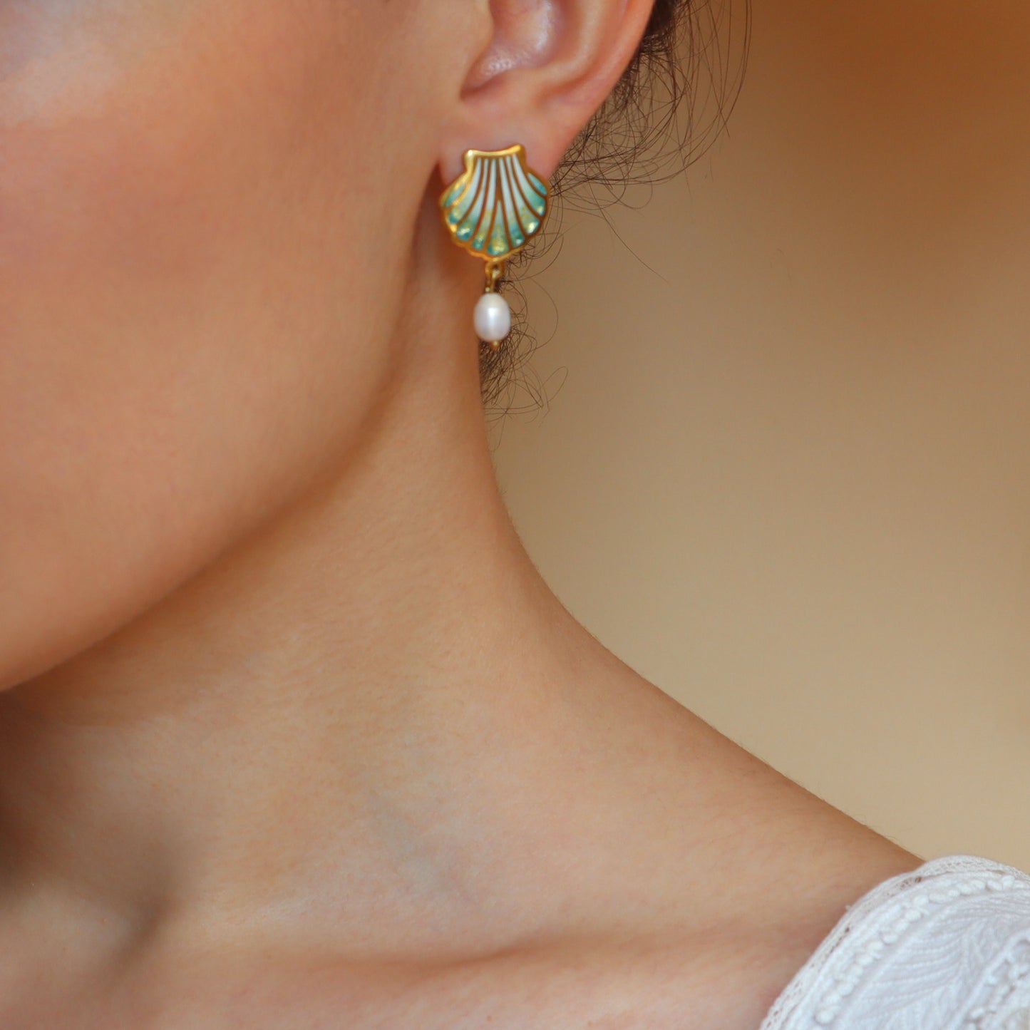 georgian cloisonne enamel earrings, seashel earrings, minankari