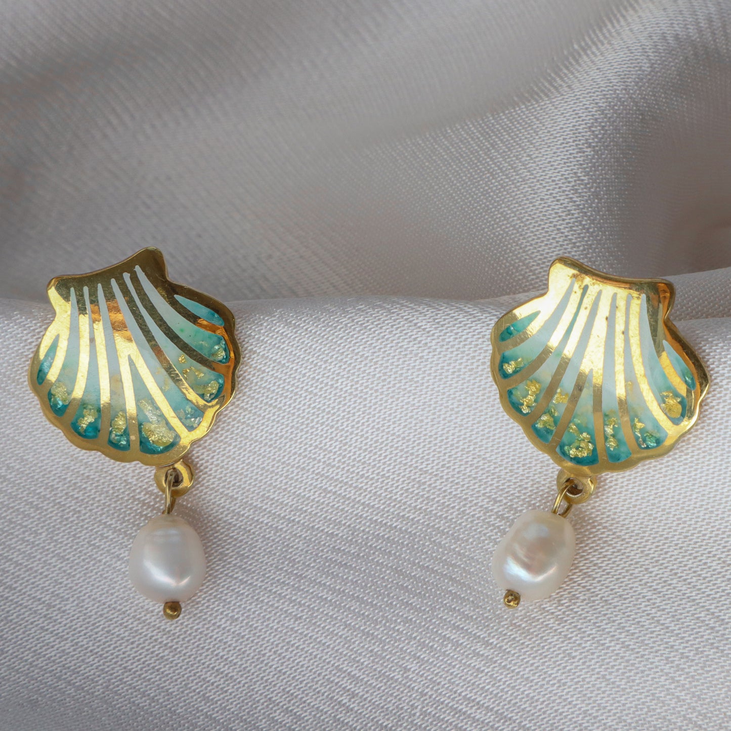 georgian cloisonne enamel, gold earrings, minankari