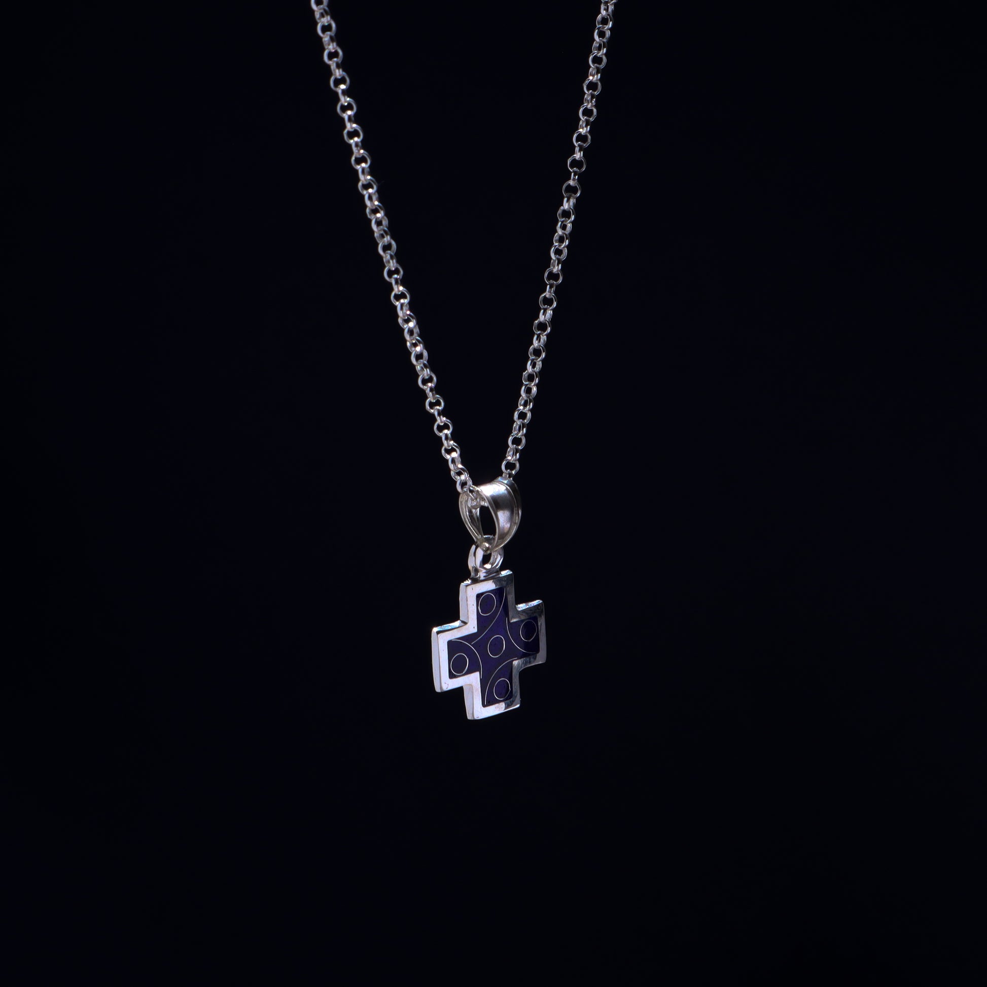 sterling silver cross pendant necklace