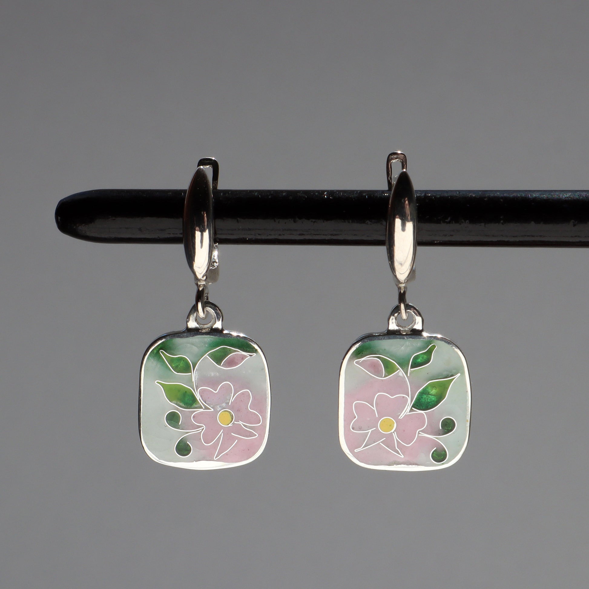 cloisonne enamel earrings, minankari