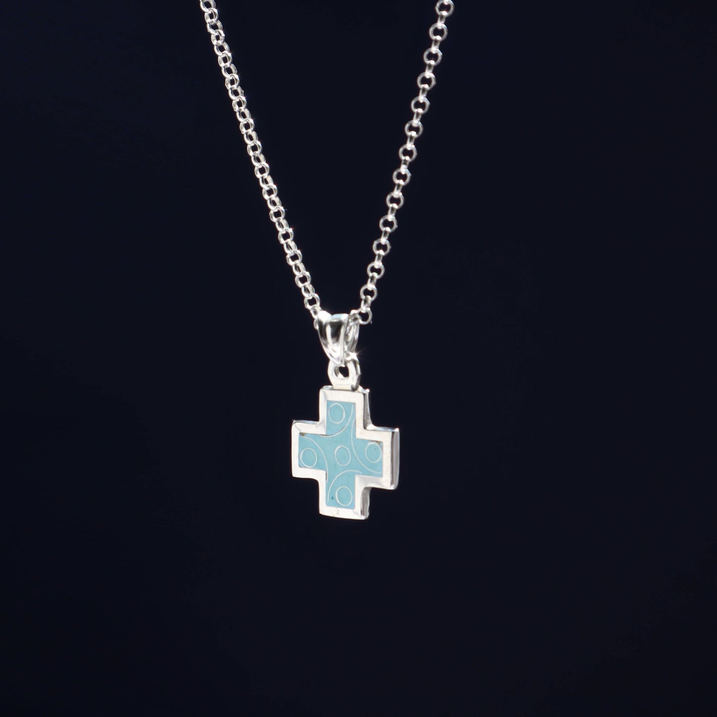 925 sterling silver cross necklace