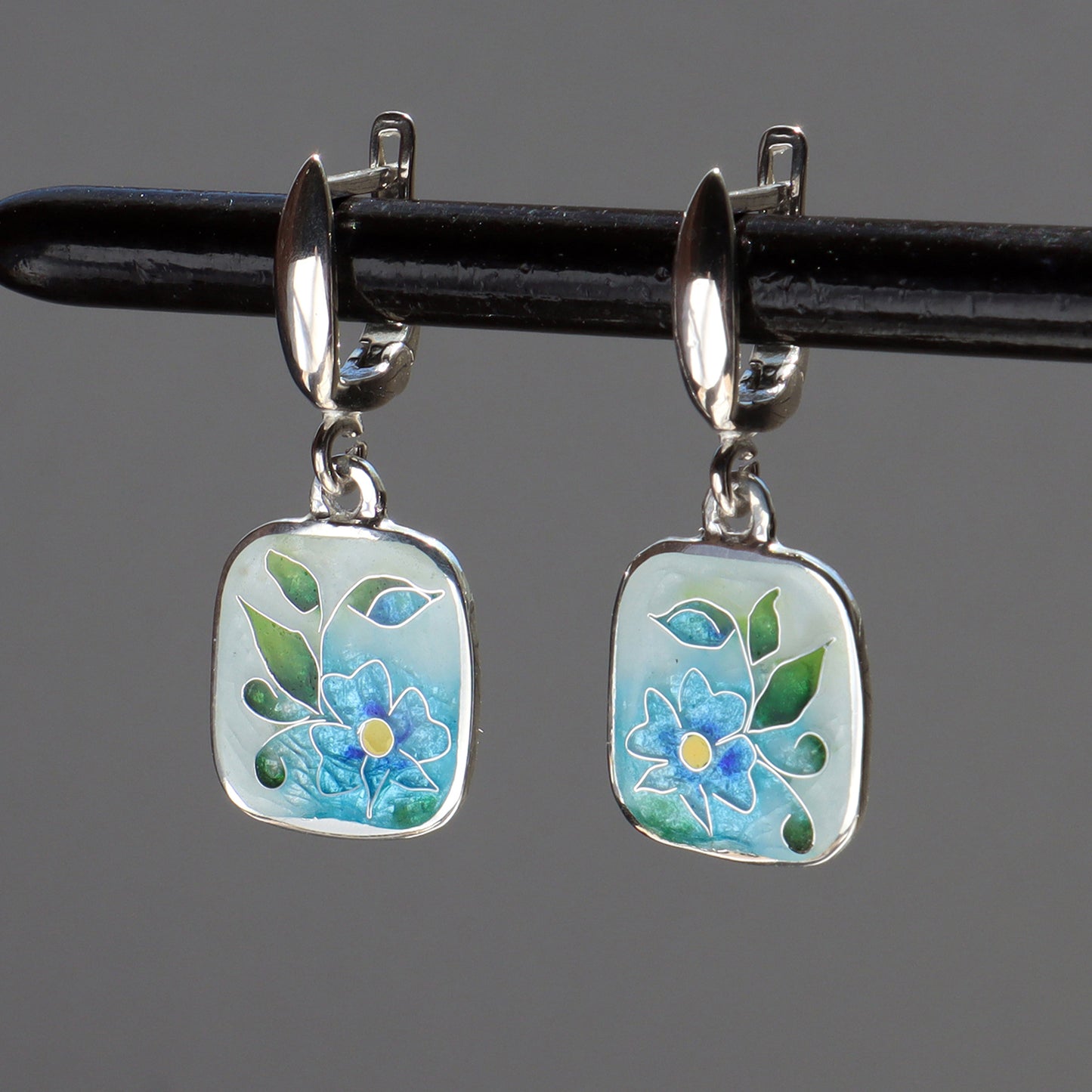dangle floral earrings, minankari