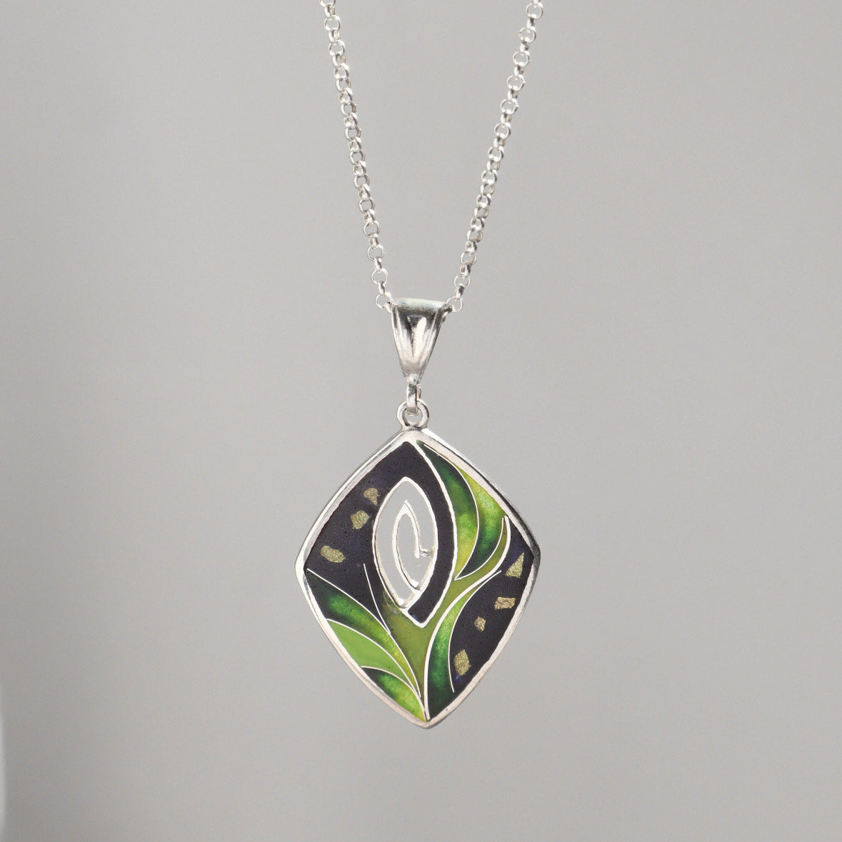 modern green enamel pendant, sterling silver pendnt